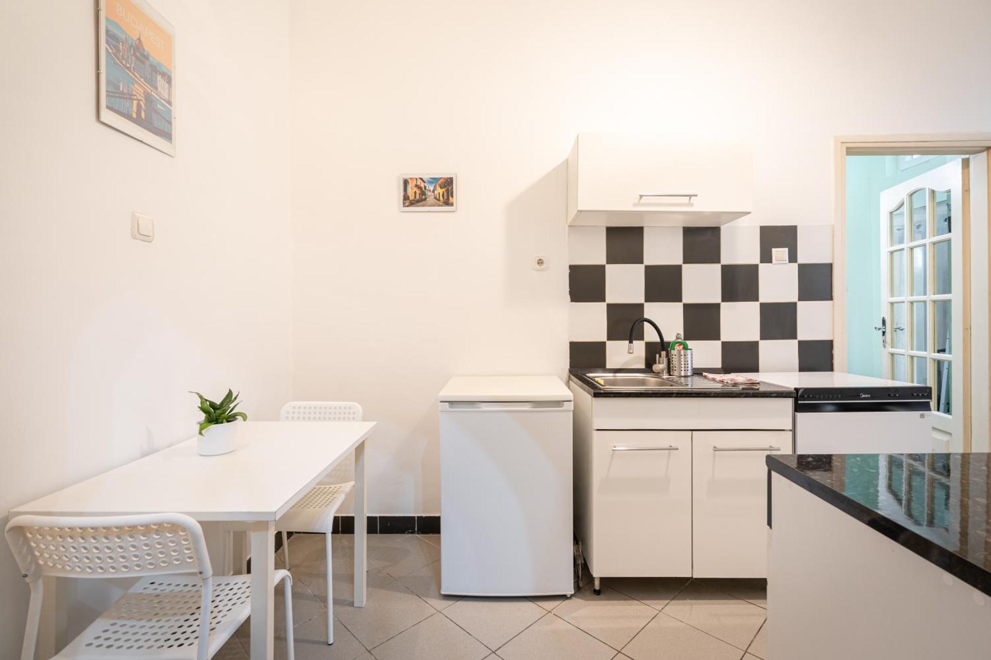 Affordable Heroes' Square Residence 布达佩斯 外观 照片